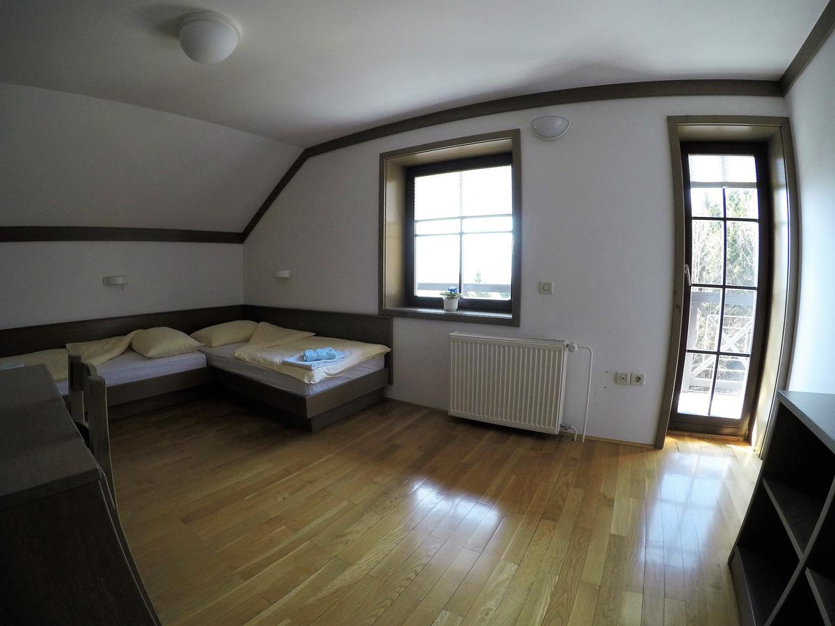 Karami Mountainhouse Bed & Breakfast Tržič Dış mekan fotoğraf